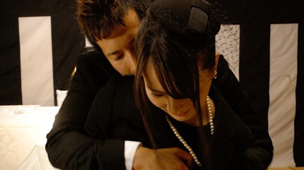 義弟に無理やりヤラれる未亡人