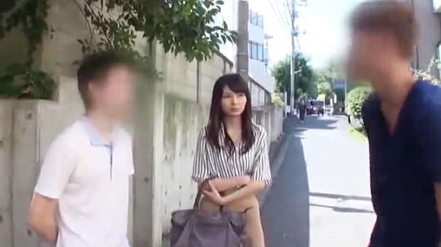 ナンパされて3Pをする跡美しゅり