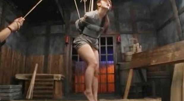 SM拷問プレイで喜ぶM女