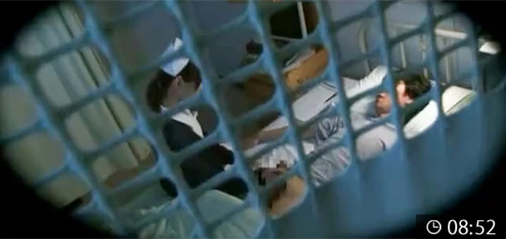 ナースに手コキフェラしてもらう患者