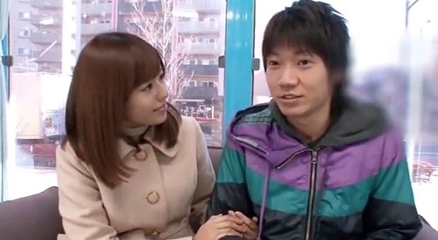 逆ナンした男とMM号でエッチする瑠川リナ