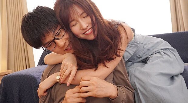 教え子に中出しをさせてあげる巨乳家庭教師