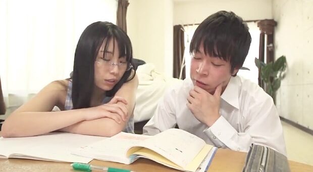 ノーパン家庭教師が生徒に襲われる