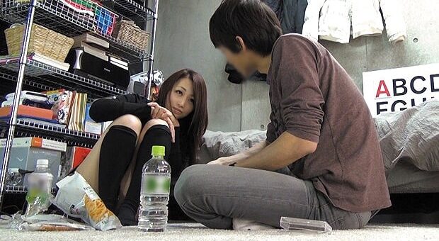 ナンパした女とヤリ部屋でSEXして隠し撮り