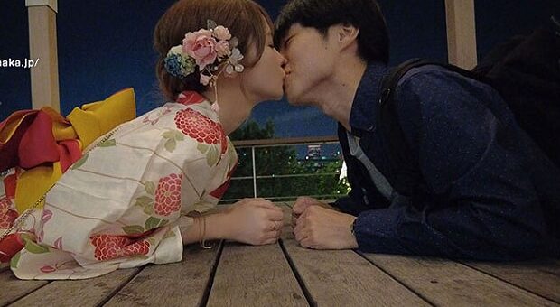野外デートでキスしまくる松本いちか