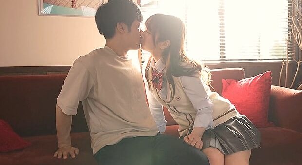 片想いの幼馴染にキスをしてSEXに持ち込むJK