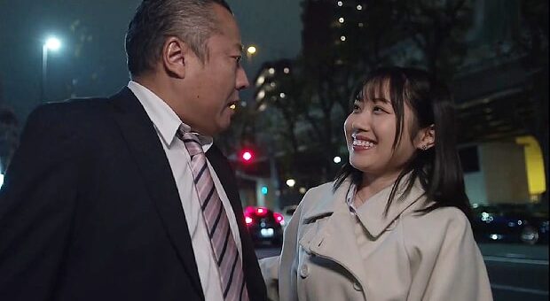 上司とHしたくて出張先ホテルを相部屋にして痴女る小悪魔部下