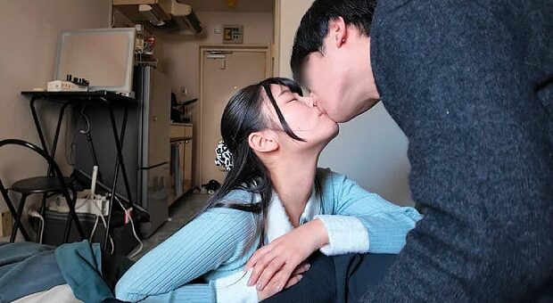 セフレと中出しSEXする性欲の強いシングルマザー