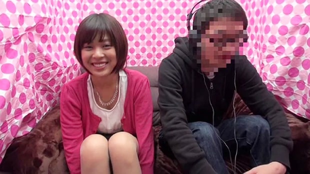 恋人が欲しい初対面の男女をロケ車で2人りにさせたら