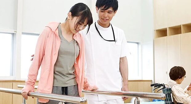 再会した憧れの先輩とエッチするOL