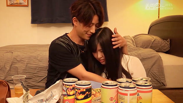 ヤリチンの男友達に口説かれ中出しキメセク