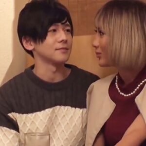 居酒屋でギャルAV女優に痴女責めされる向理来