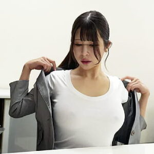 ノーパンノーブラで挑発し枕営業する巨乳不動産レディ