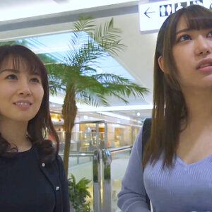 美人な母娘をナンパして親子丼3P