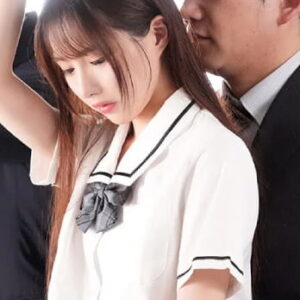 電車で痴漢される美少女JK